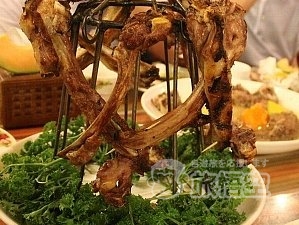 庫尓感 餐庁 ウルムチ